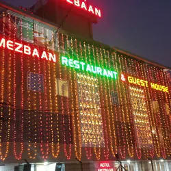 Hotel Mezbaan & Restaurant